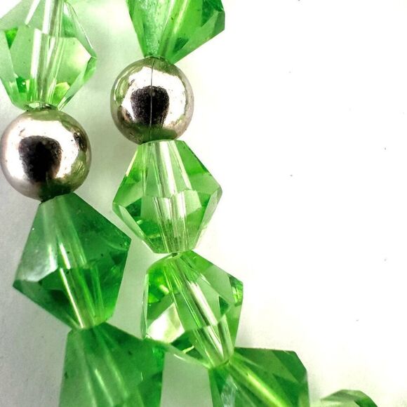 Green beaded rhinestone cross necklace - Picture 8 of 11